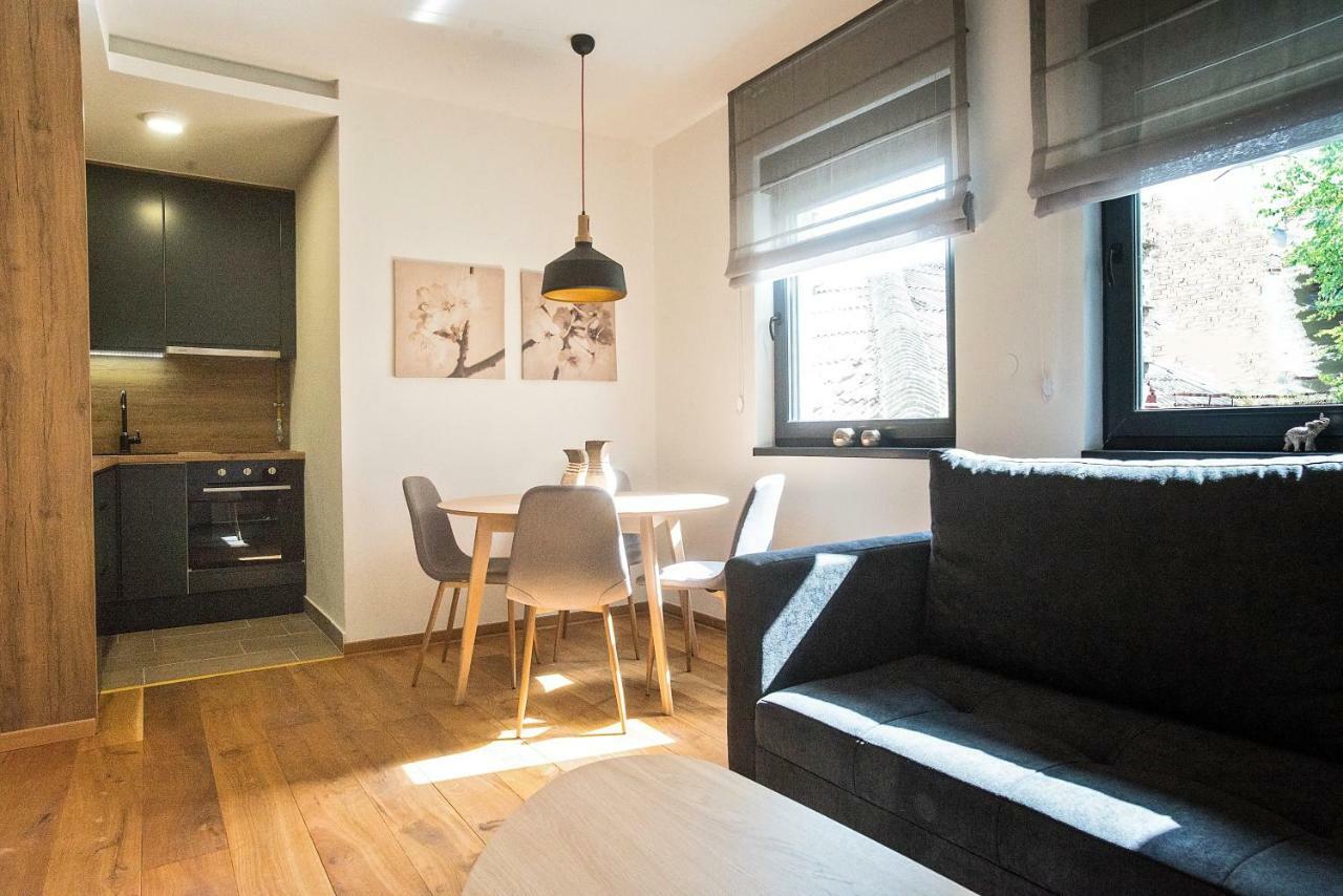 Luna Deluxe City Center & Free Parking Сараево Экстерьер фото